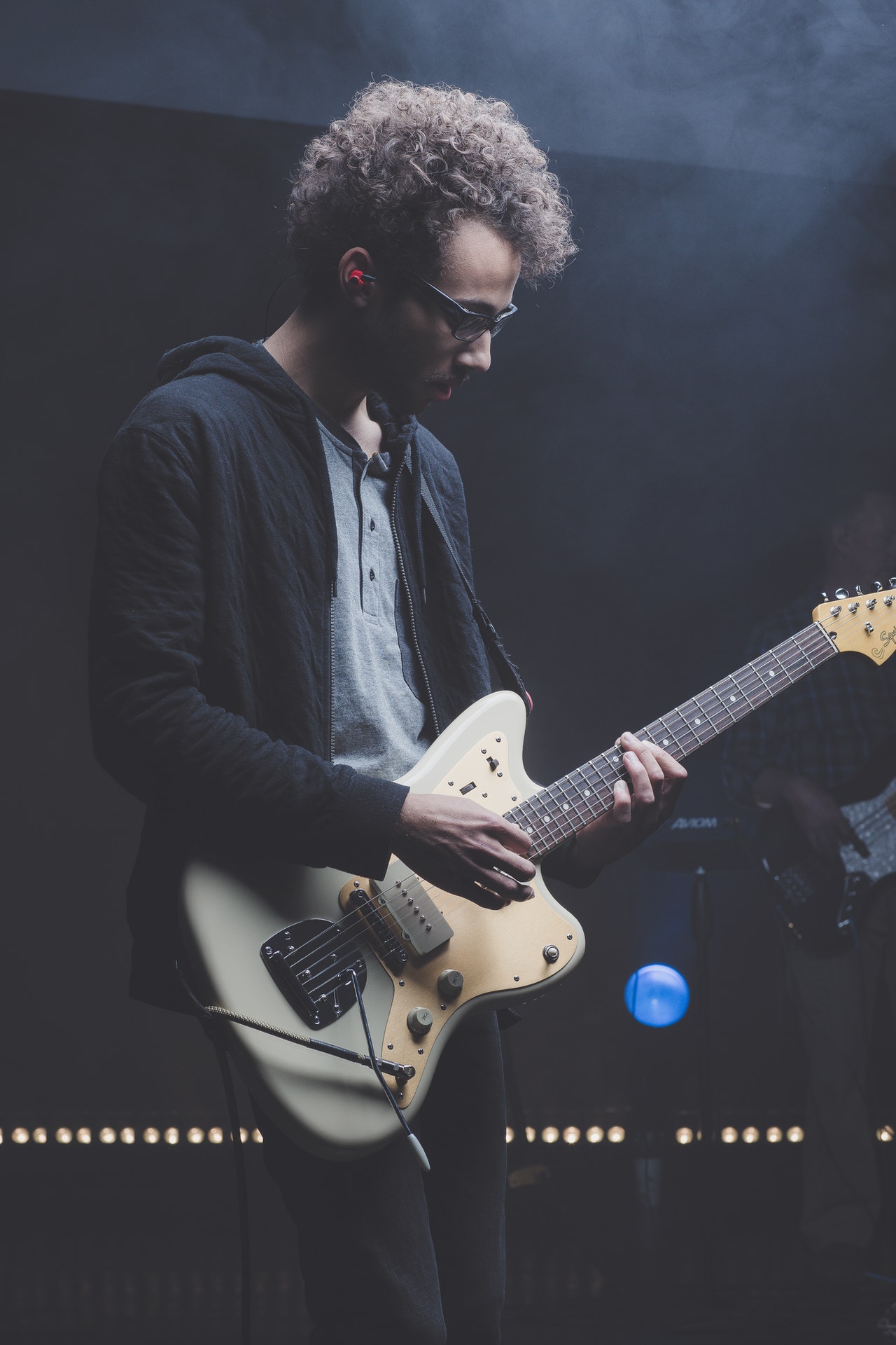 how to improve stage presence as a guitarist