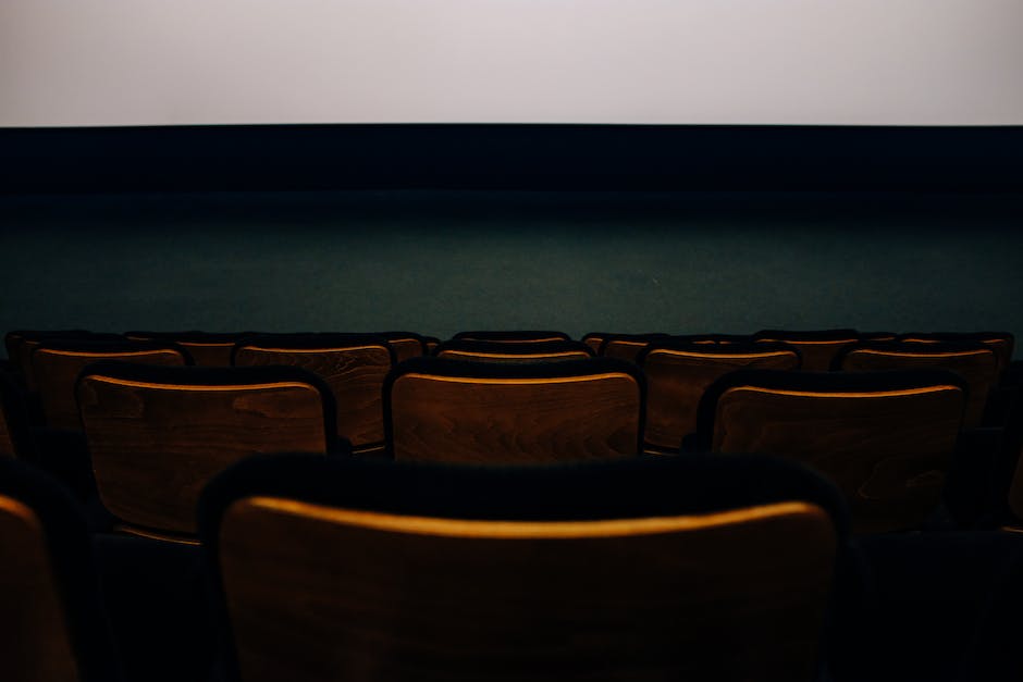 how are movie scripts written