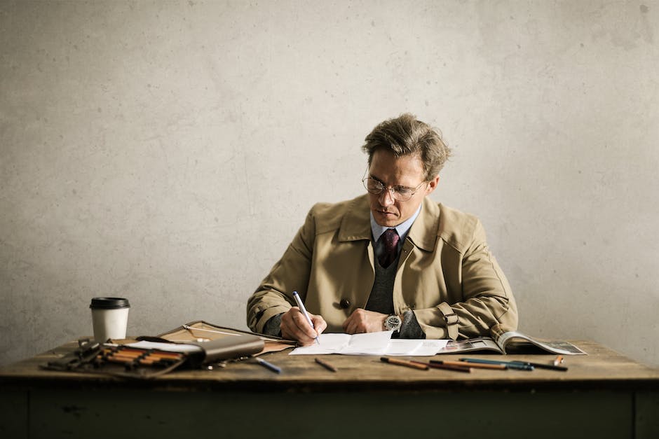 how to create a script in creative writing