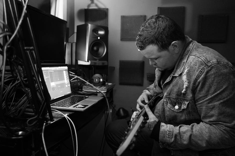 how to improve your rhythm guitar playing