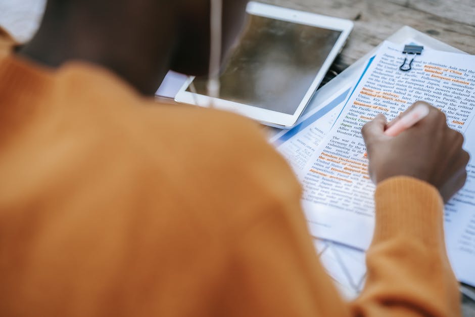 how to write a script outline