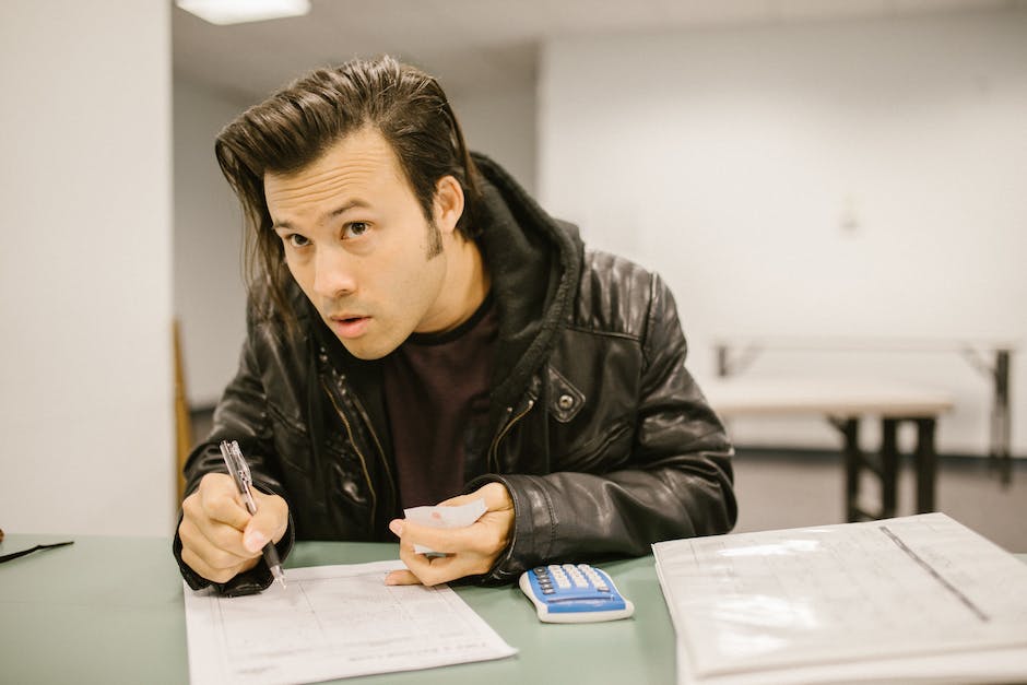 how to write a script outline