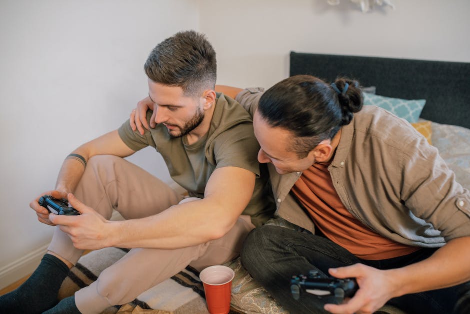 how are youtube videos monetized