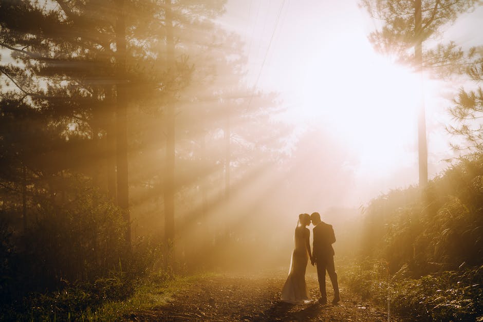 how to get married in kim kardashian hollywood