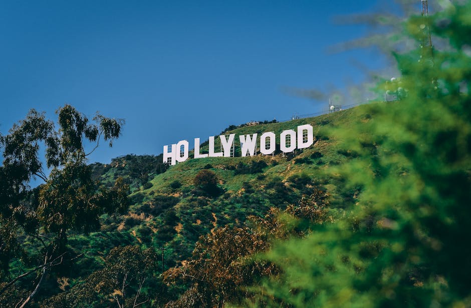 how to hack kim k hollywood ios