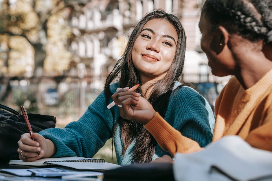 what is positive leadership approach